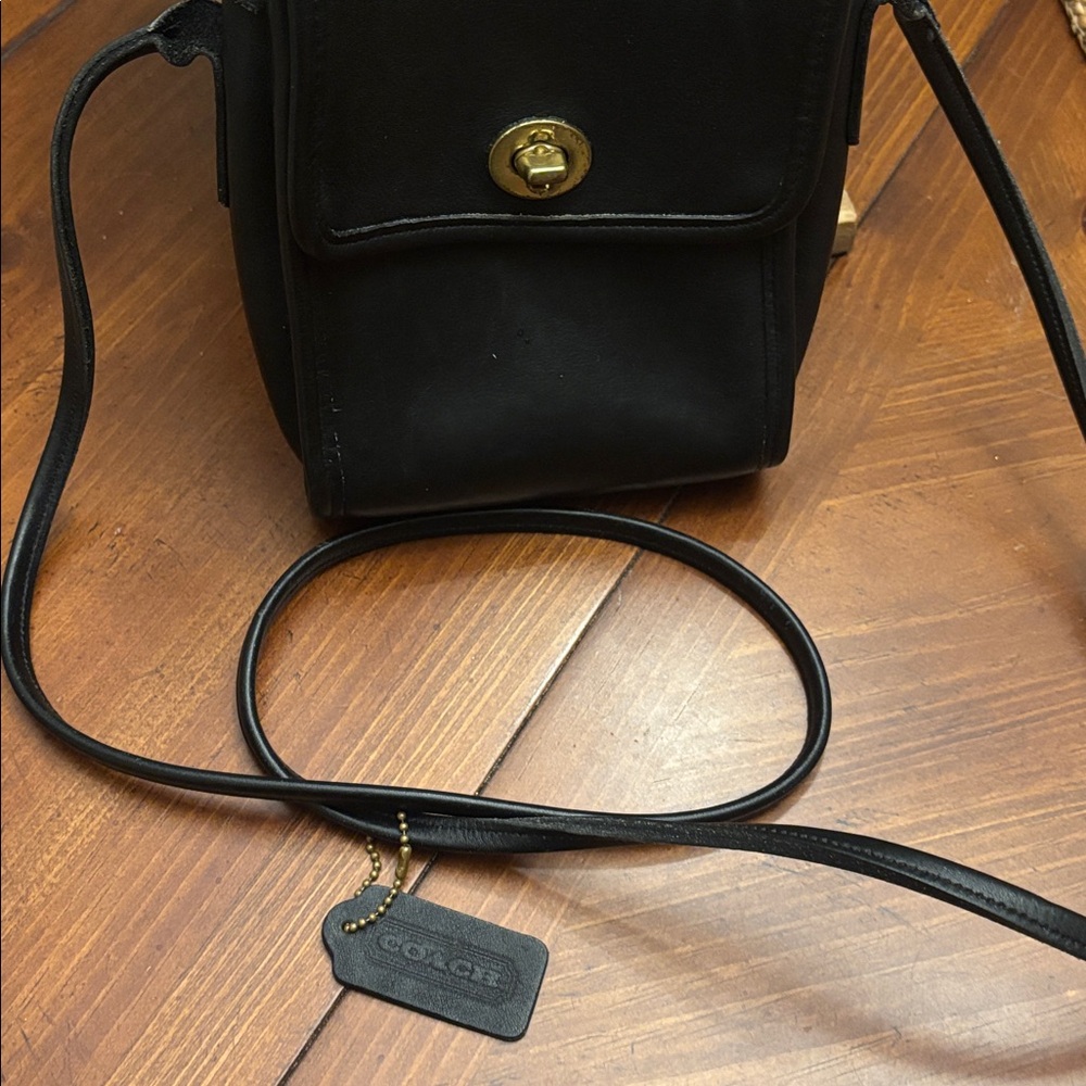 Coach vintage Black Leather Scooter Crossbody Bag 9893 - Picture 16 of 16
